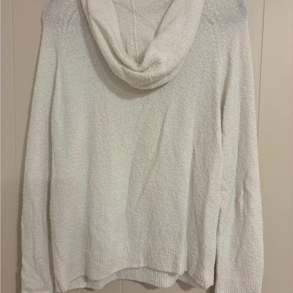 Vince. White knit hooded sweater - Picture 3 of 3